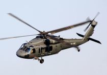Сразу три американских многоцелевых вертолета UH-60M Blackhawk переброшены из США в польский Жешув, расположенный примерно в 90 километрах от границы Польши с Украиной