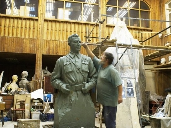 Не стало известного курского скульптора Андрея Клыкова