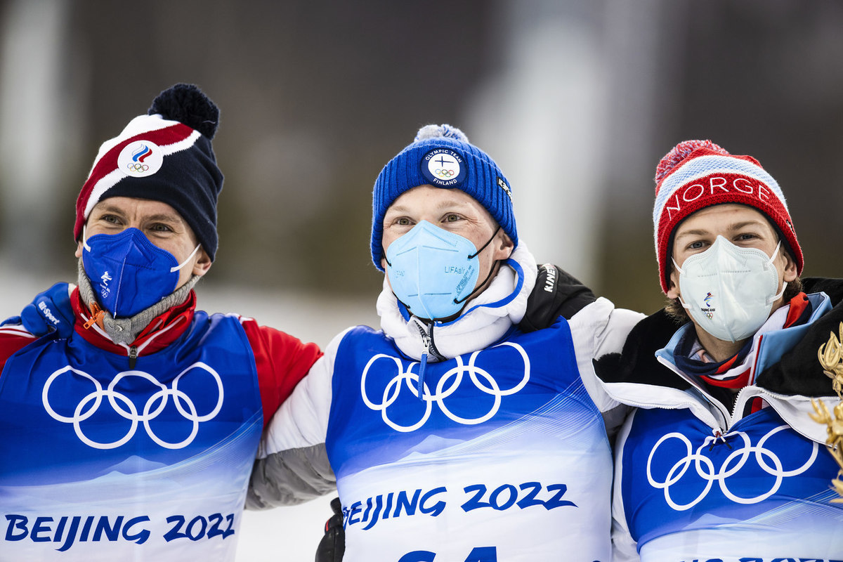 Лидер российской лыжной сборной завоевал серебряную медаль
