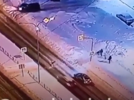 В Чебоксарах водитель «Лады» сбил двух девочек на пешеходном переходе