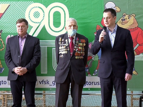 Кемеровскую гимназию назвали в честь знаменитого Героя Кузбасса
