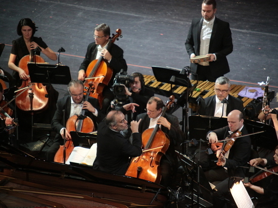 Концерт оркестра Мариинского театра в Риме отменили из-за COVID-19 у дирижера