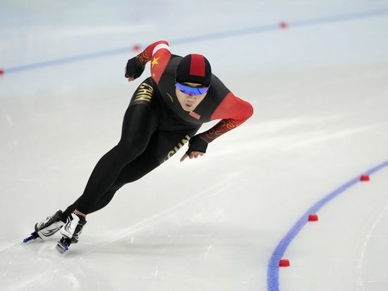 Конькобежец Тинъюй стал олимпийским чемпионом, Арефьев - седьмой