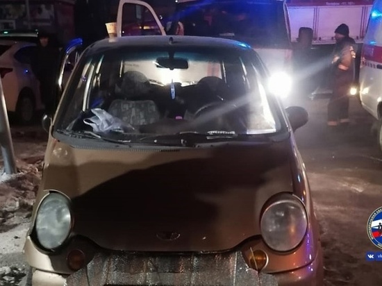 В Новосибирске 27-летний водитель Daewoo попал в больницу после ДТП