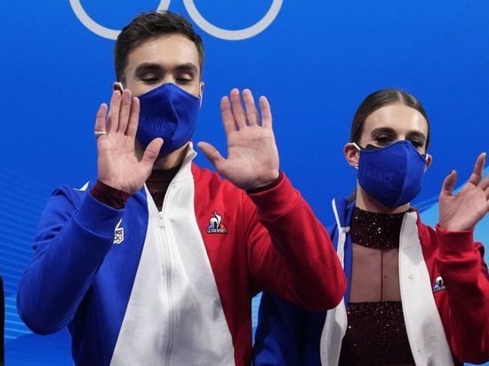 Пападакис/Сизерон выиграли золото в танцах на льду, россияне - вторые