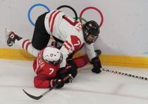 Женская сборная Канады по хоккею разгромила команду Швейцарии в полуфинале Олимпийских игр-2022 в Пекине
