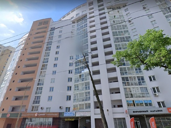 16-летний подросток выпал из окна 16-го этажа в Екатеринбурге