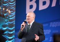 Тяжелое состояние лидера ЛДПР Владимира Жириновского, который попал в больницу с коронавирусом, связано с тем, что политик затянул с госпитализацией