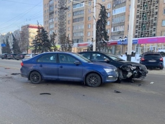 В результате ДТП в центре Тамбова пострадал один человек