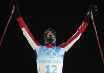 Норвежец Йорген Граабак выиграл золото в соревнованиях по лыжному двоеборью на зимних Олимпийских играх в Пекине (большой трамплин)