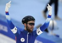 Российский конькобежец Даниил Алдошкин заявил, что вскинутые вверх руки с выставленным средним пальцем после победы в полуфинальном забеге на Олимпийских играх не означали ничего, кроме радости от выхода в финал