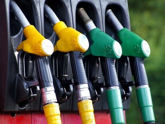 Правительство придумало новую меру сдерживания цен на бензин