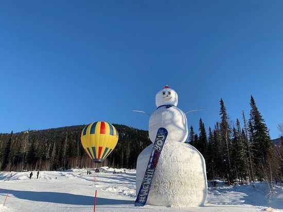 Олимпийский снеговик-гигант из Шерегеша стал рекордсменом России