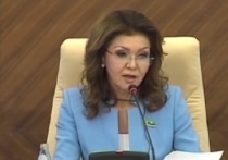 Дочь первого президента Казахстана Даригу Назарбаеву могут лишить депутатского мандата в мажилисе республики