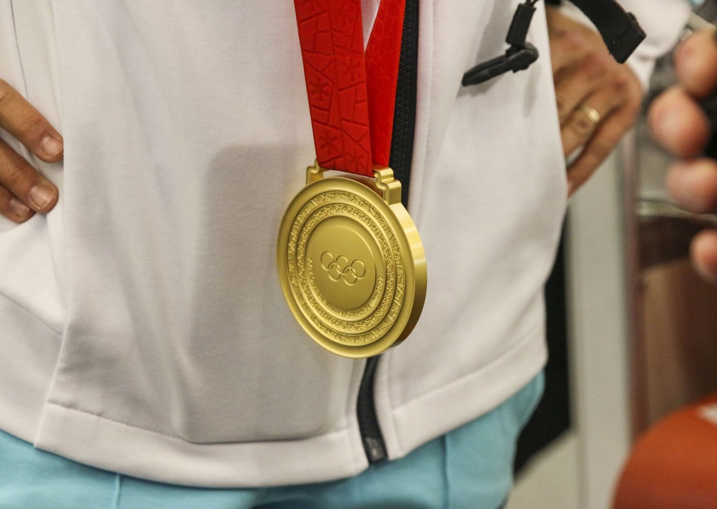 встреча сборной россии олимпиада 2022. владивосток парад встреча олимпийцев из сеула 1988 год. встреча олимпийцев. болельщики россии. олимпийские спортсмены вернулись.