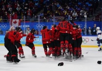 В Пекине только что завершился финальный матч женского олимпийского турнира по хоккею
