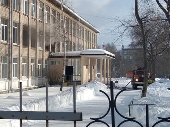 Произошел взрыв в школе Ревды: эвакуировано несколько сот человек