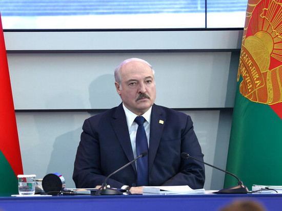 Лукашенко объяснил, почему в Белоруссии не будет военных баз России