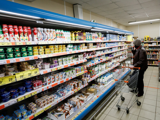 Продукты, требующие обязательной проверки срока годности, назвали россиянам