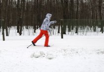 Нарушения так называемой лыжной этики не простили занимавшейся бегом 25-летней женщине два воинственных лыжника