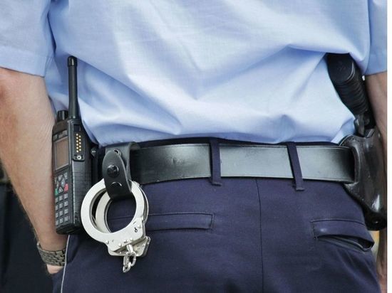 В Черняховске полицейский применил насилие по отношению к задержанному