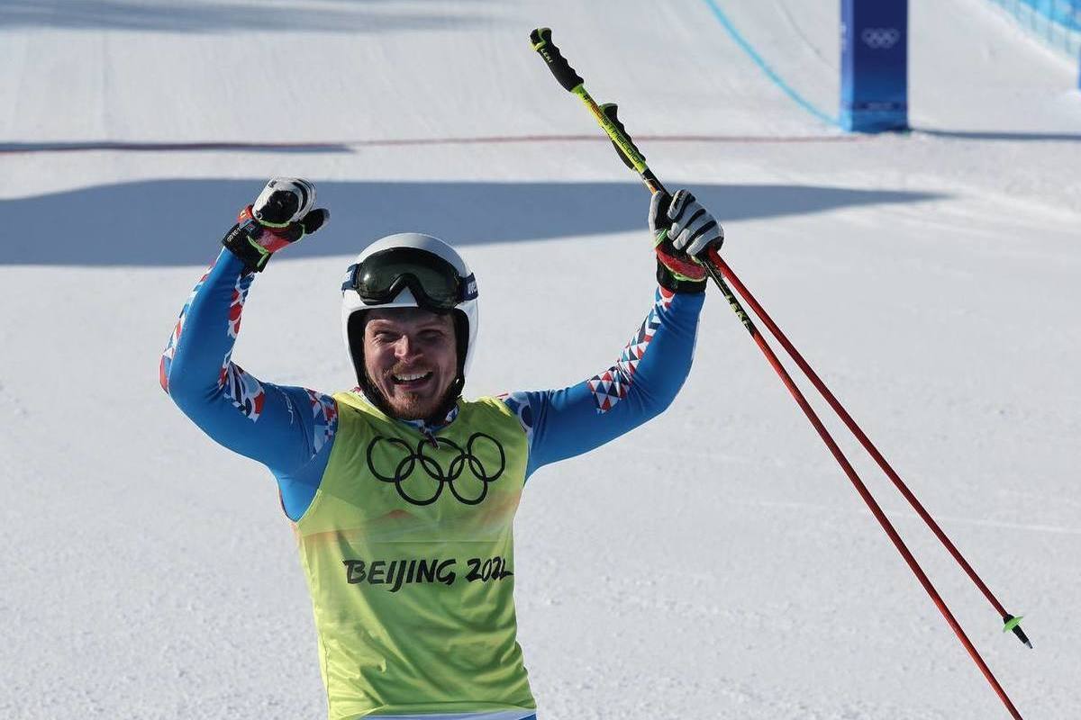 Россиянин Ридзик завоевал бронзу в ски-кроссе на Играх в Пекине