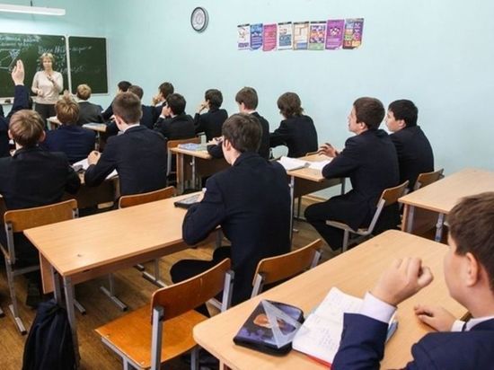 В школах Татарстана в субботу пройдут обычные уроки
