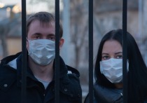 Уголовная ответственность предусмотрена по статье 236 УК РФ за нарушение санитарно-эпидемиологических правил гражданами, инфицированными COVID-19