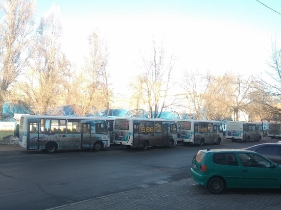 В Донецке прекратил движение муниципальный автотранспорт