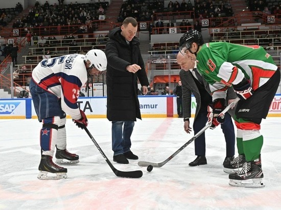 Михаил Дегтярев дал старт финальной игре хоккейного турнира «Щит и Меч»