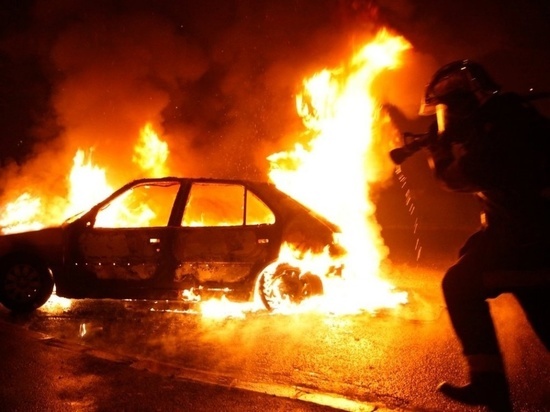 В очередной раз ночью в Ивановской области сгорел автомобиль