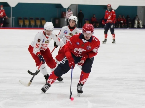 Хоккеисты «Енисея» в заключительном домашнем матче разгромили «Уральский трубник»