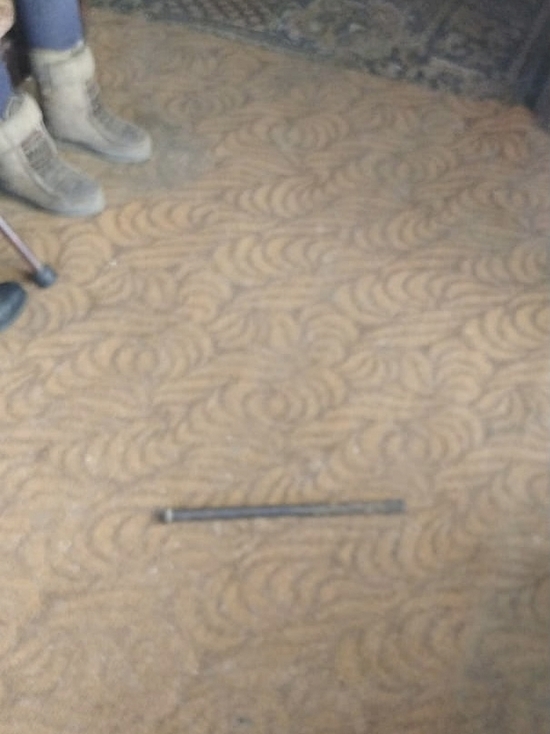 35-летний сосед угрожал пожилой женщине железным прутом в Кардымовском районе