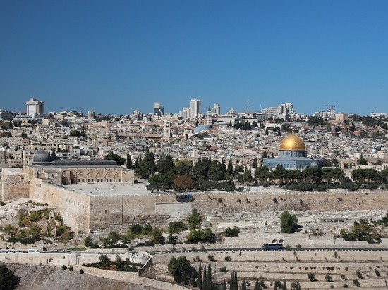 Израиль открывает границы для непривитых туристов