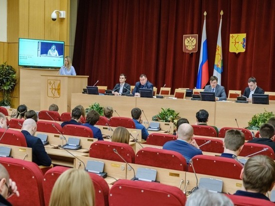 В Кирове треть Молодежного парламента отказалась работать в его составе