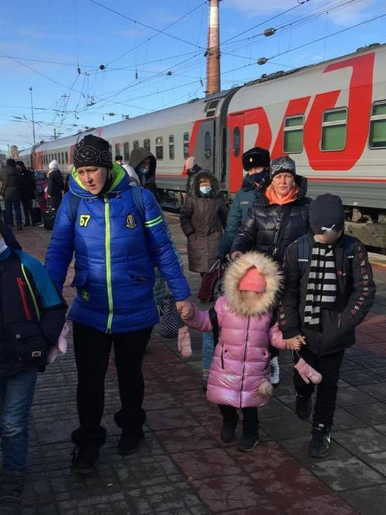 В Воронеж прибудет четвертый поезд из ДНР и ЛНР с беженцами примерно 1000 человек