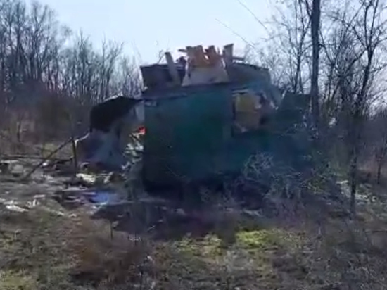 ФСБ сообщила о разрушении украинским снарядом погранпункта в России