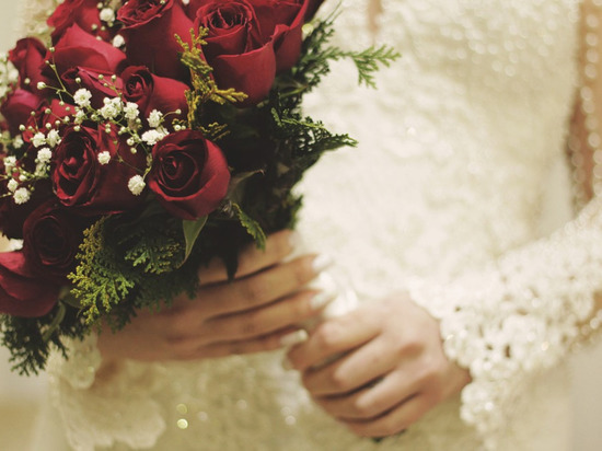 Нумерологи перечислили благоприятные дни для свадьбы в марте 2022 года