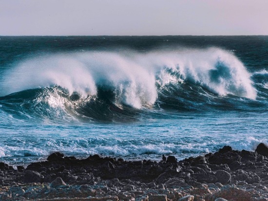 В акватории Тихого океана прогнозируются высокие волны