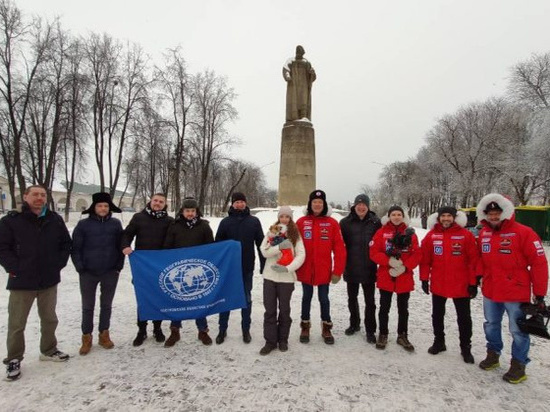 В Кострому по дороге на Байкал заглянула команда автомопробега «Байкальская миля»
