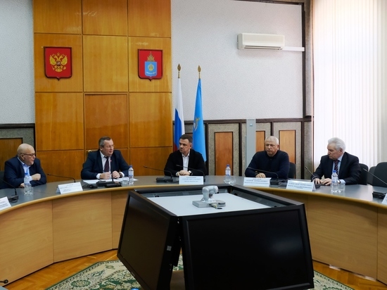  Депутаты Думы Астраханской области готовы помочь беженцам из ЛНР и ДНР