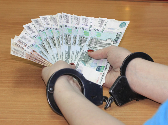 Руководитель МО в Удмуртии присвоила бюджетные деньги, заключив фиктивный договор с подрядчиком