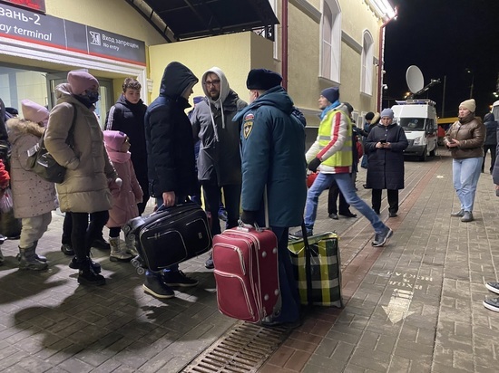 Первый поезд с жителями Донбасса прибыл в Рязань