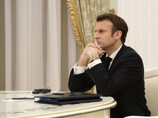 Дипломатическая неудача главы Франции может дорого обойтись ему на президентских выборах