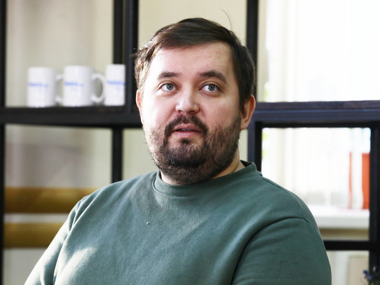 Эдуард Кужахметов является полуфиналистом «Comedy Баттл» на ТНТ