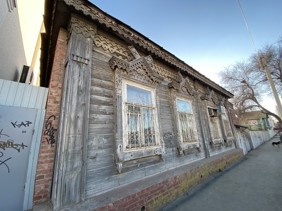 В центре Астрахани восстановят столетний дом