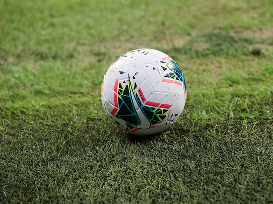 Украинская премьер-лига объявила о приостановке чемпионата страны по футболу