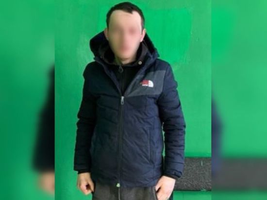 Уфимские полицейские задержали мужчину, напавшего на кафе