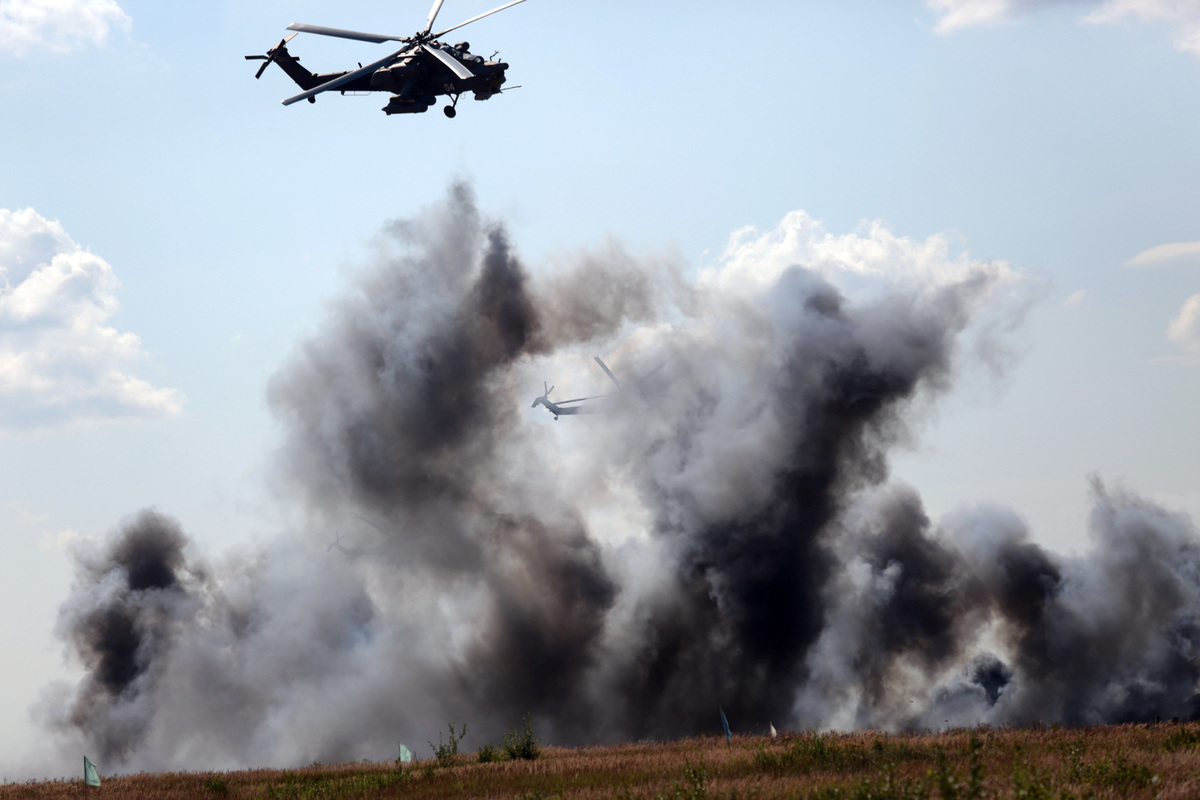Поражение вс рф. Вертолеты на Донбассе. Вертолеты над Украиной. Вертолеты над Донбассом. Подбитые самолёты и вертолёты.