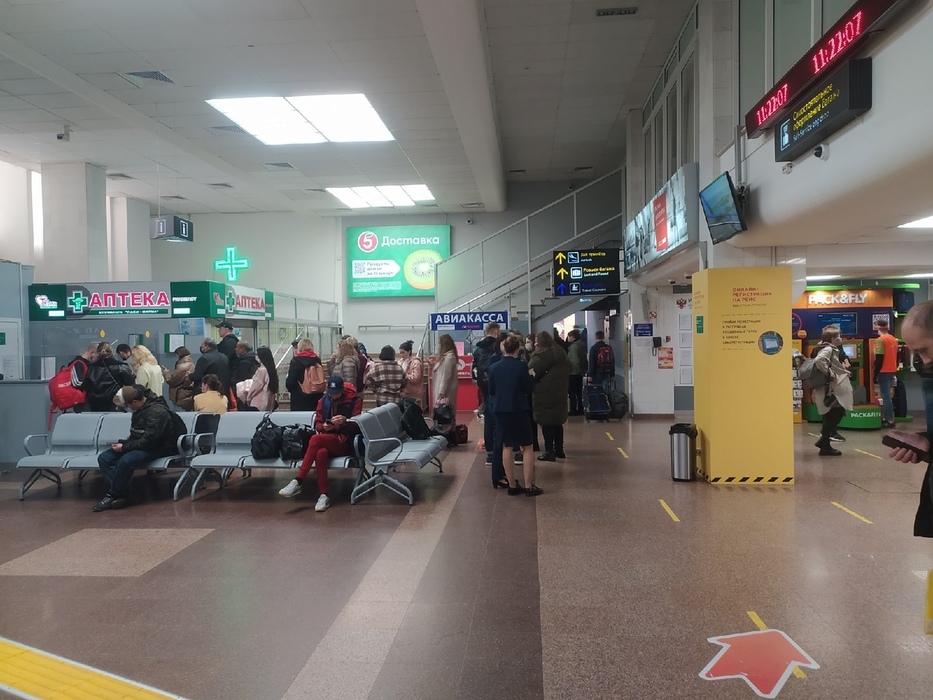 "Отчаяние и пустота": фото из закрытого аэропорта Краснодара